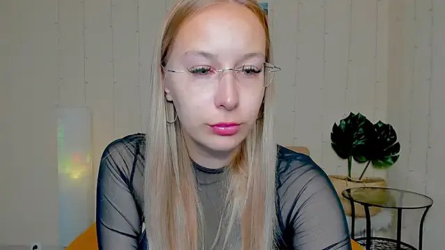 Freechat dina_sunshine on StripChat