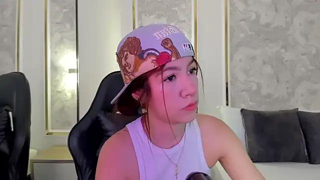 doll_eyees_ on StripChat 