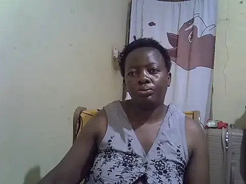 Freechat Ebonyceline on StripChat