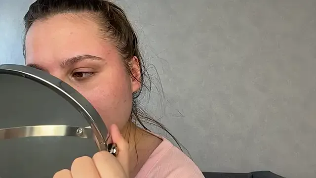 Ellaizatelly