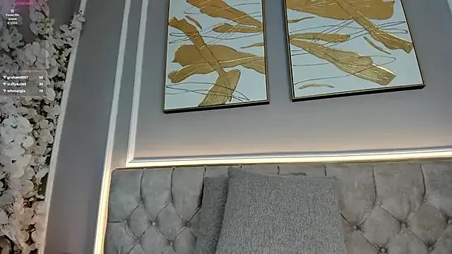 Freechat ellette__ on StripChat