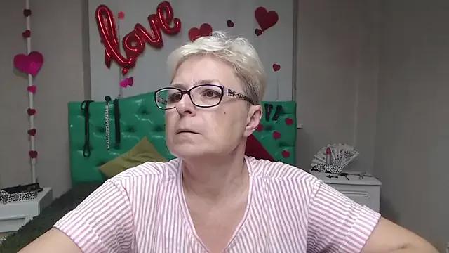 Private EmiliaGree on StripChat