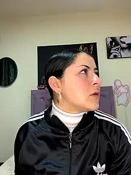 Emmie_Hot on StripChat 