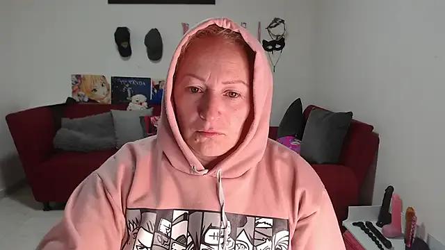 emperabigbootybigass on StripChat 