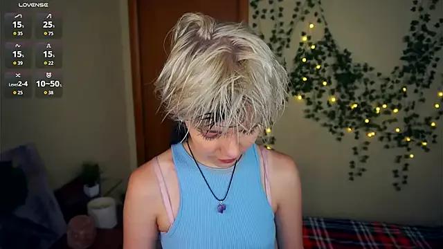 Freechat EngelAlman on StripChat