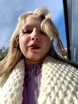 Freechat EveLittleSinner on StripChat