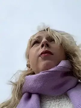 Freechat EveLittleSinner on StripChat