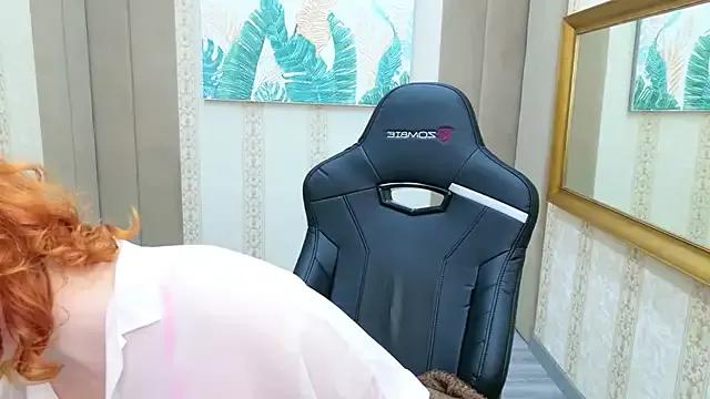 Evie_Berret on StripChat