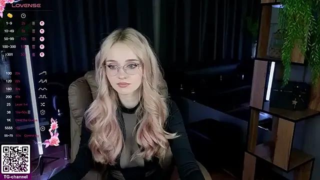 StripChat exxxcore_ is Freechat exxxcore_ — SENSUAL LICK FINGERS WITH EYE CONTACT