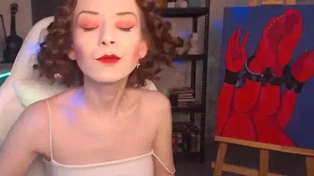 Freechat FascinatingEyess on StripChat