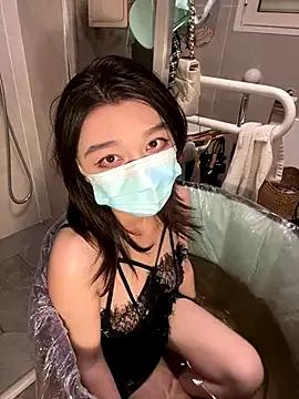 Freechat fioralba on StripChat