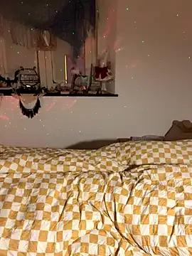 Freechat fioralba on StripChat