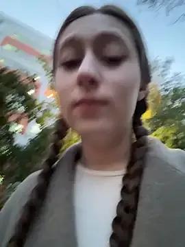 Group FroggyAnna on StripChat