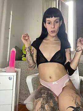 Freechat giuli_zerozero on StripChat