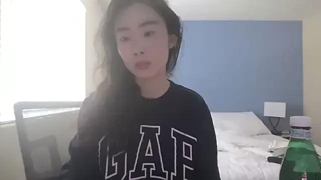 Freechat ha888we on StripChat