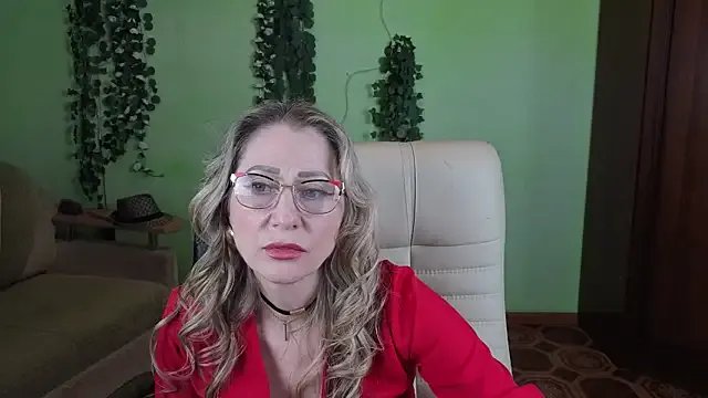 Freechat Habibi_Honeyy on StripChat