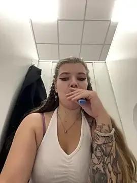 Freechat Holy_Tereza on StripChat