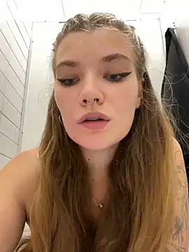 Freechat Holy_Tereza on StripChat