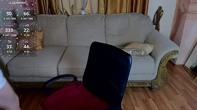 Freechat HolyBabyDoll on StripChat