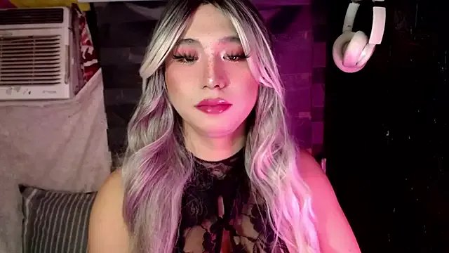 Freechat HoresCOCKLUCY on StripChat