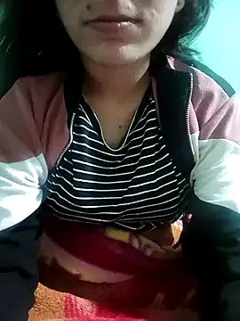 Private Hornyme18 on StripChat