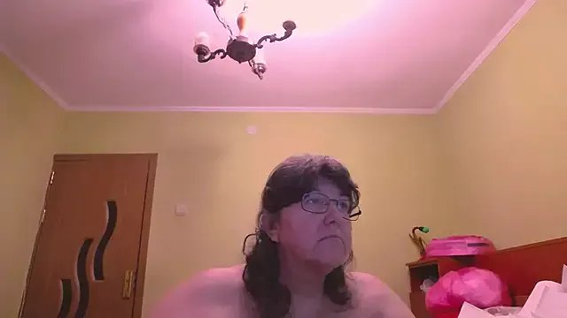 Freechat HugeTits on StripChat