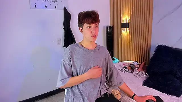 Freechat IM_DAREN on StripChat