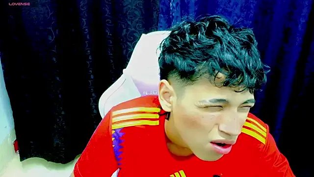 Freechat Im_david02 on StripChat