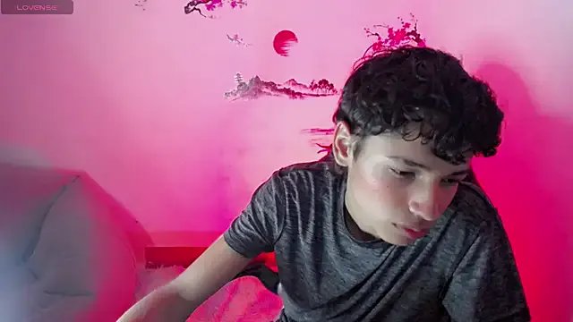 Freechat Im_david02 on StripChat