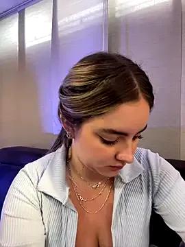 Freechat imlindapink on StripChat