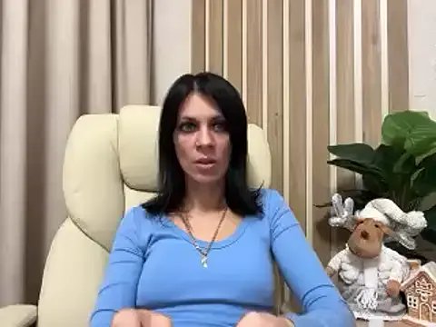 Freechat InjaAtHome on StripChat