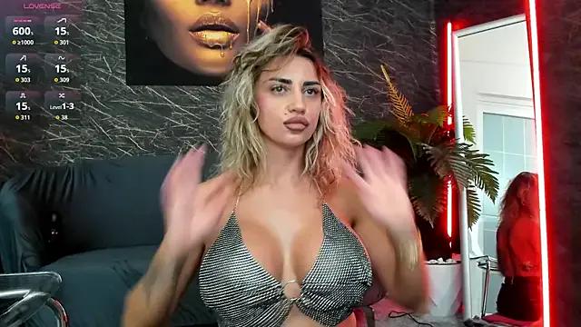 IzabelaTessa —  Fuck tits 