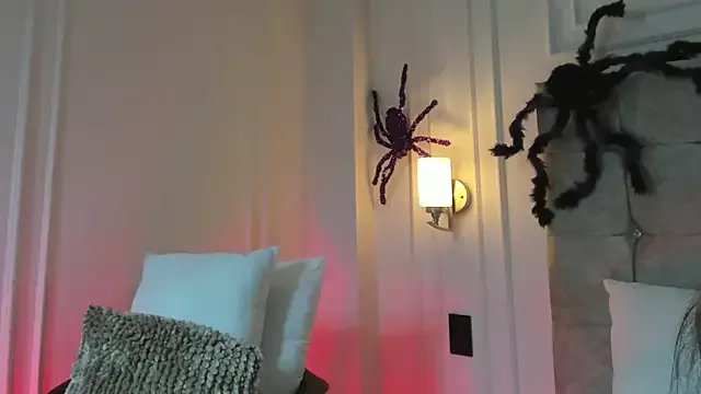 Freechat JasmineRoss_1 on StripChat