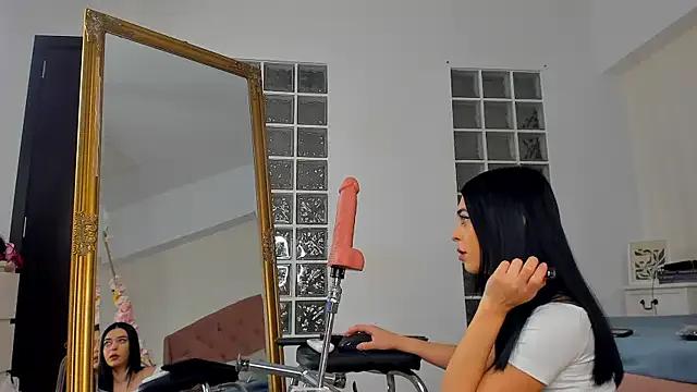 Freechat JassyeJoy on StripChat