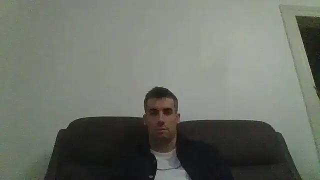 Freechat JulioIsHere4you on StripChat