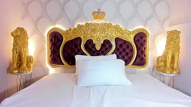 Freechat KendralHolson on StripChat