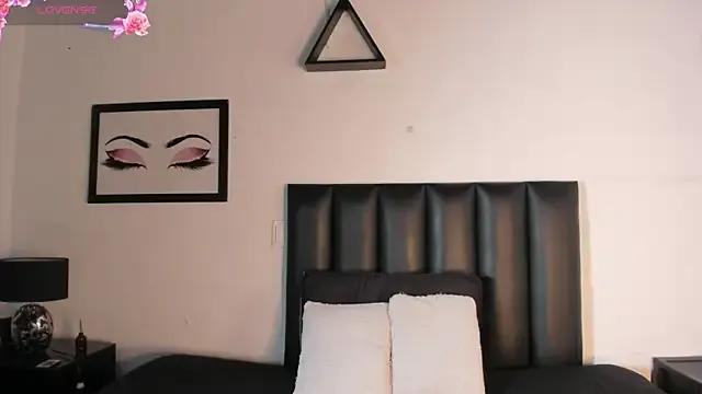 StripChat Khenta_Michells is Freechat Khenta_Michells — Massage Boobs Oil