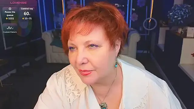 Freechat Kira_Kenett on StripChat