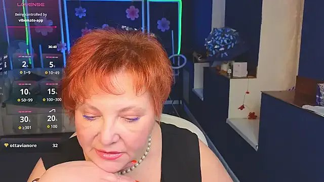 Freechat Kira_Kenett on StripChat