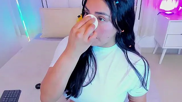 Freechat Kirara_22 on StripChat