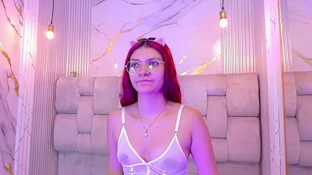 Freechat KiraRuby on StripChat