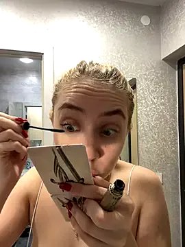 Private Kitty_Katrine on StripChat