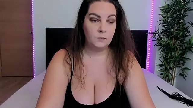 Freechat KlaraHope on StripChat