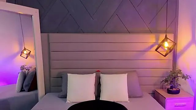 Freechat LadyLuminary on StripChat