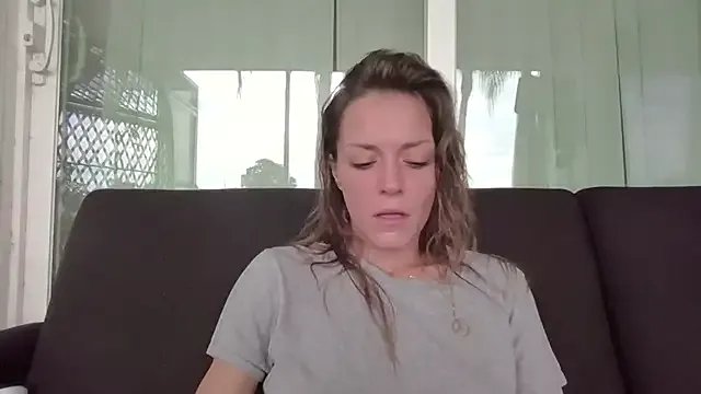 Freechat LaylaRainVIP on StripChat