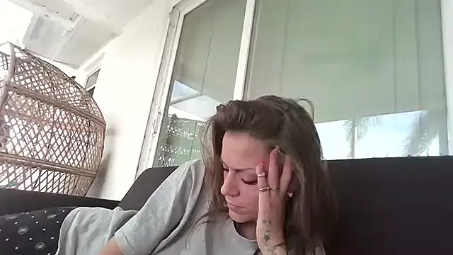 Freechat LaylaRainVIP on StripChat