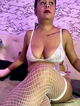 Lili__taylor on StripChat 