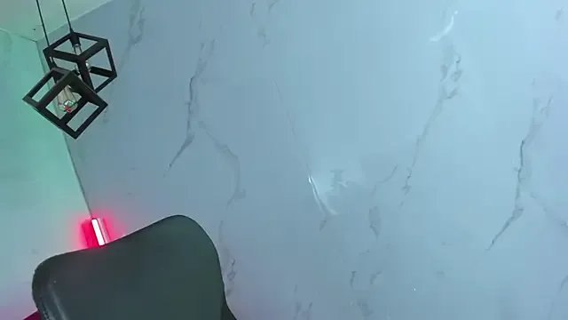 Freechat LilithCooperr_ on StripChat