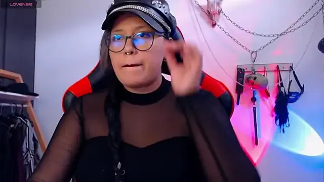 Freechat LilithSharon on StripChat