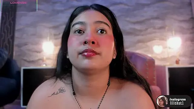 Freechat lilithst_ on StripChat
